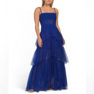 Beautiful Sleeveless Tiered Tulle Ball Gown